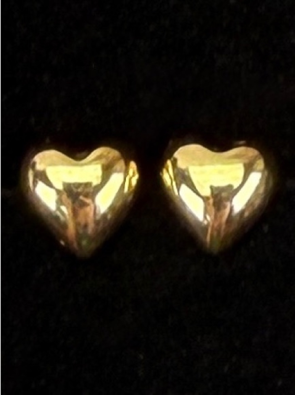 Vintage, lightweight, heart-shaped pierced earrings